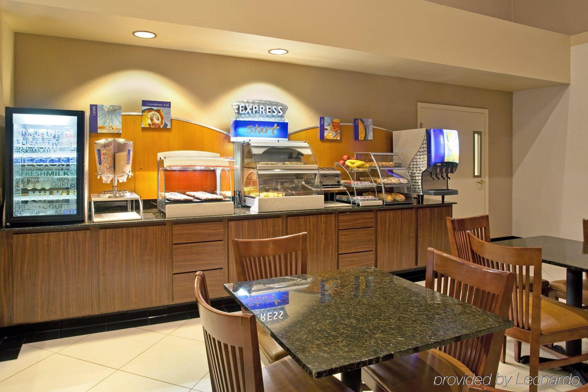 Holiday Inn Express & Suites Rancho Mirage - Palm Spgs Area, An Ihg Hotel Nhà hàng bức ảnh
